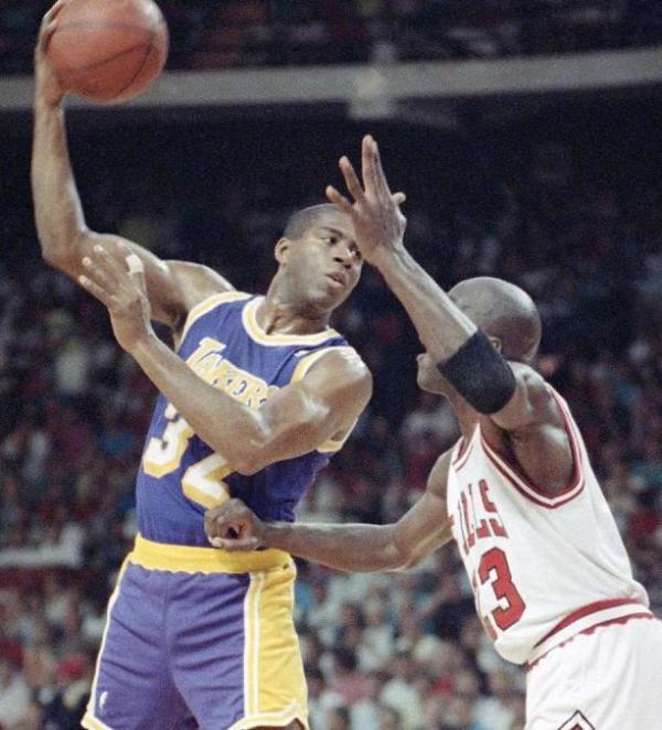 站在了羽毛 站在了羽毛