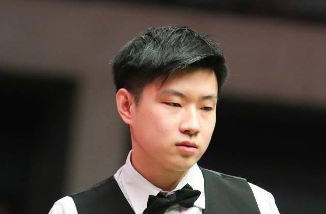 面对包括奥 面对包括奥