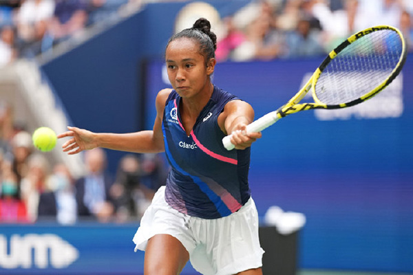 共同奠基了 共同奠基了